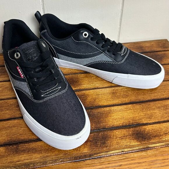 Levi's‎ Shoes Men's Size 8 Comfort insole NWT - Picture 1 of 12